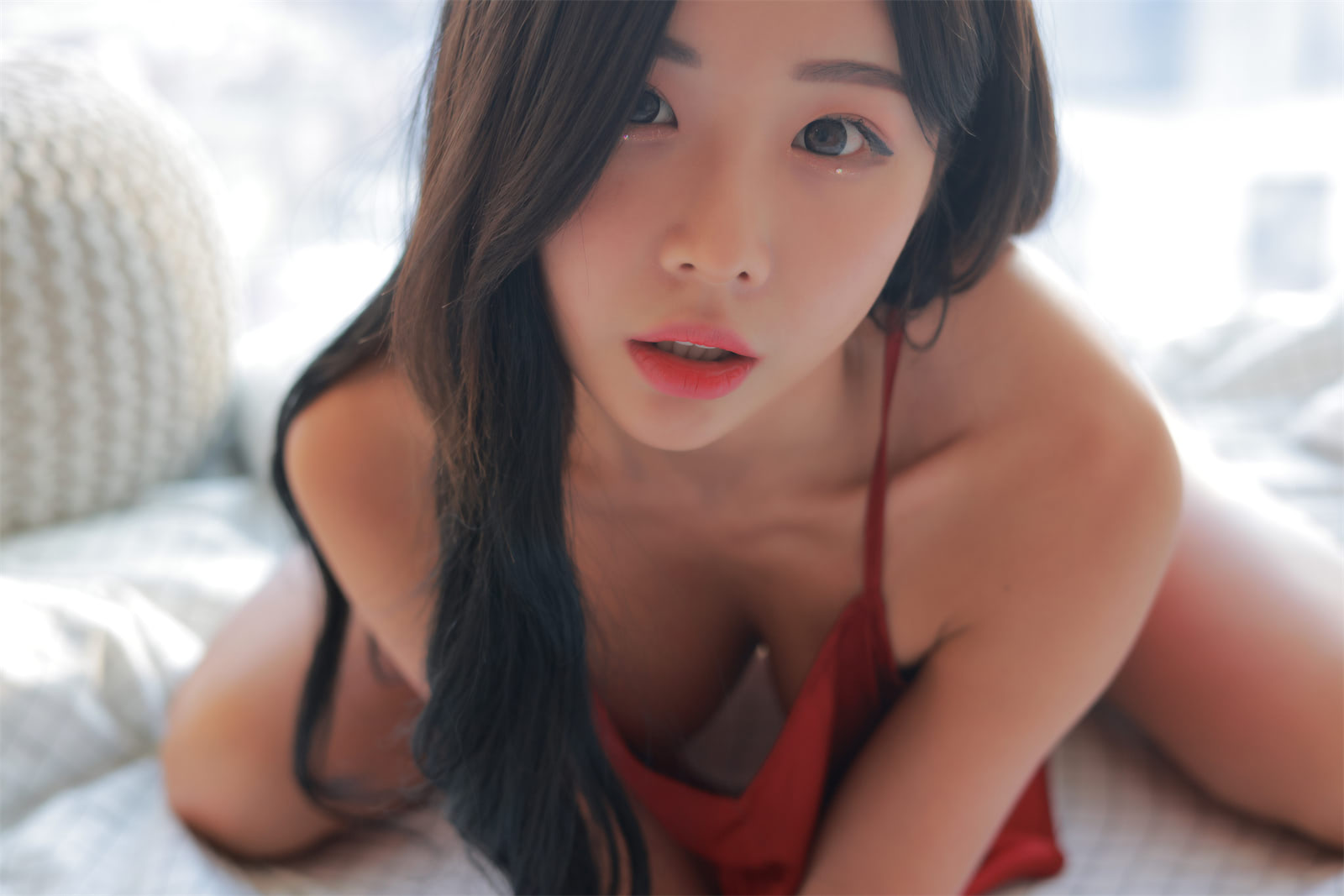 Habin玫红小裙60p2v