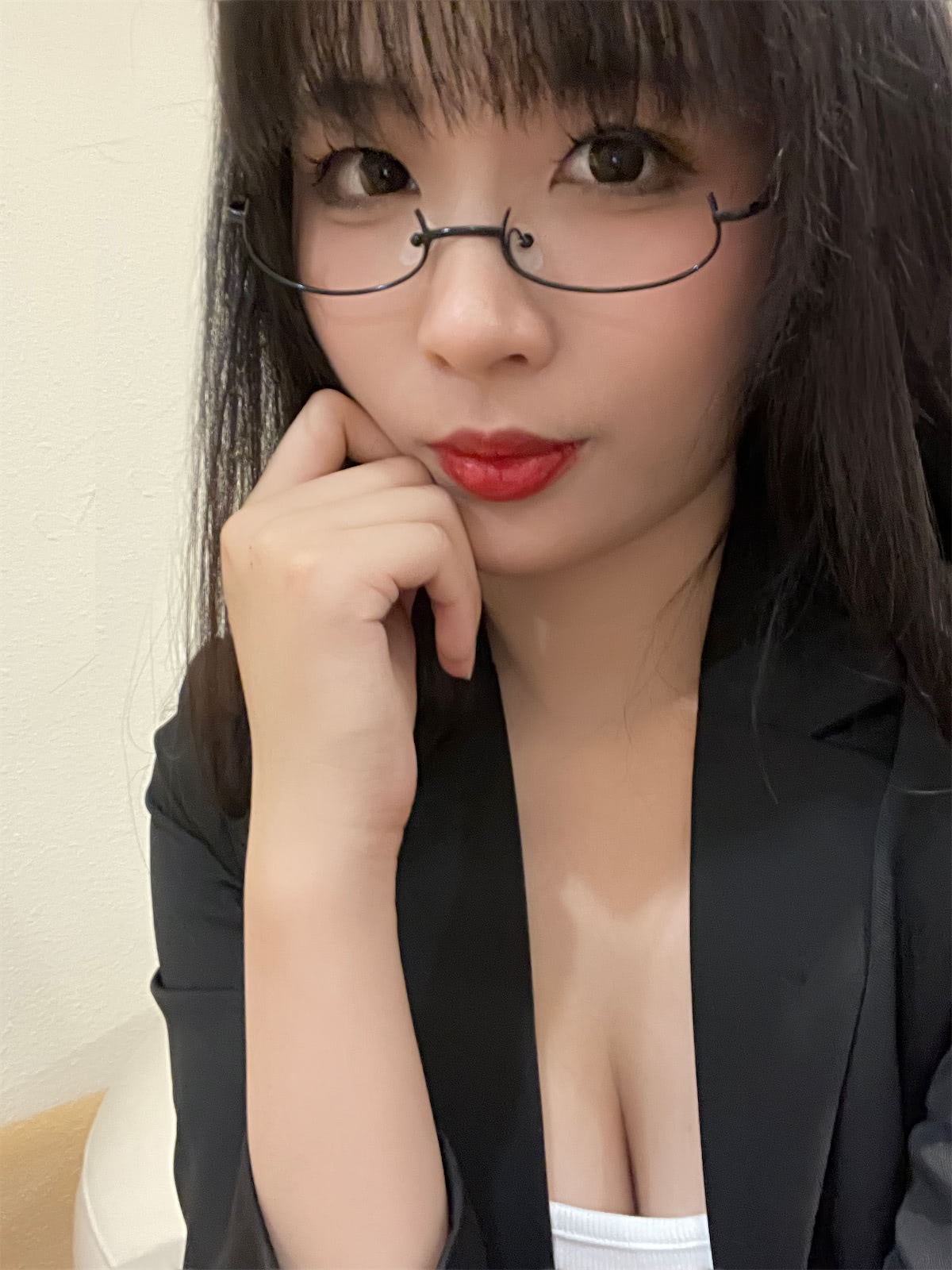 轩萧学姐下班后的OL72p