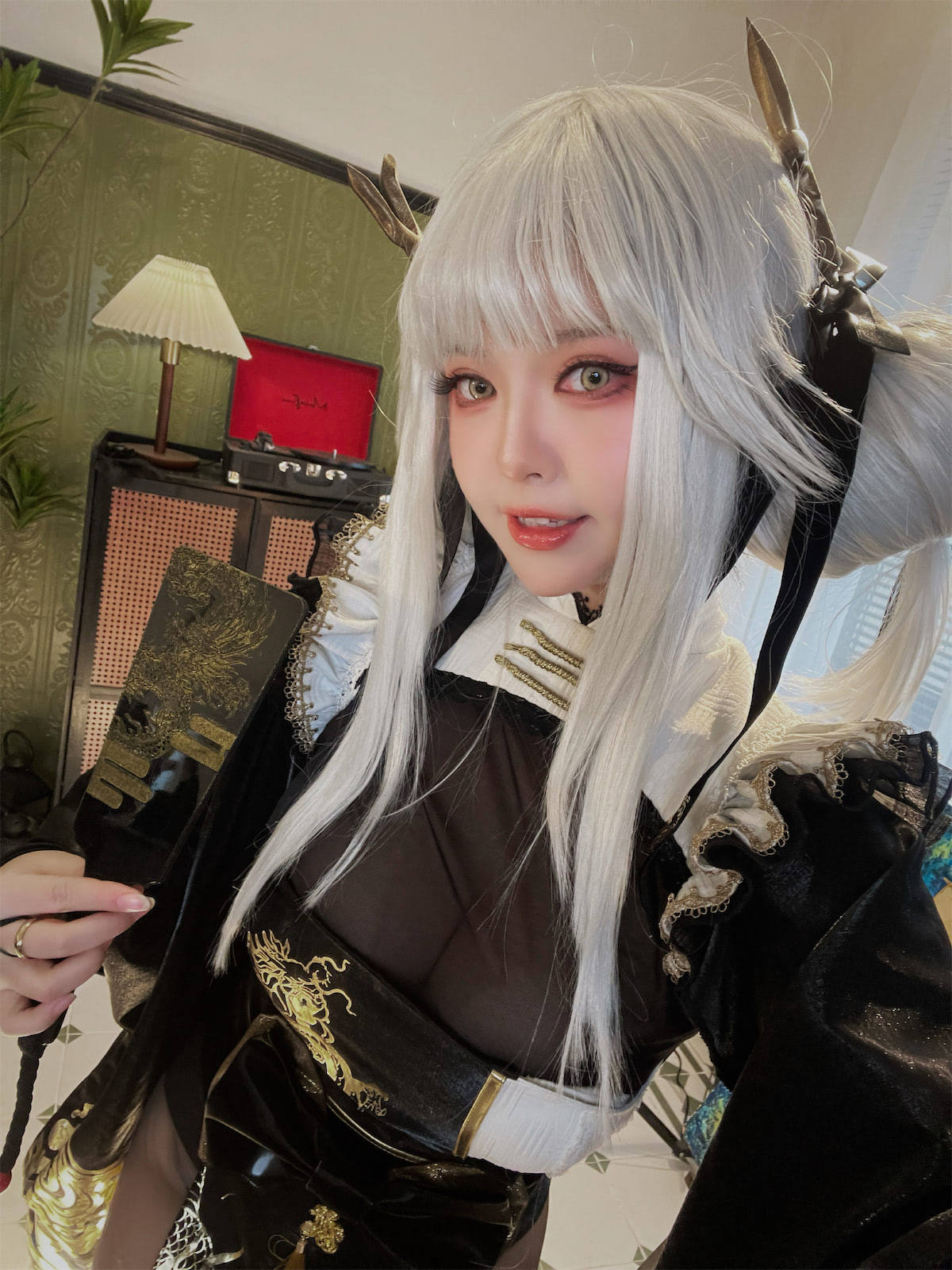 半半子胜利女神NIKKE布兰儿64p6v