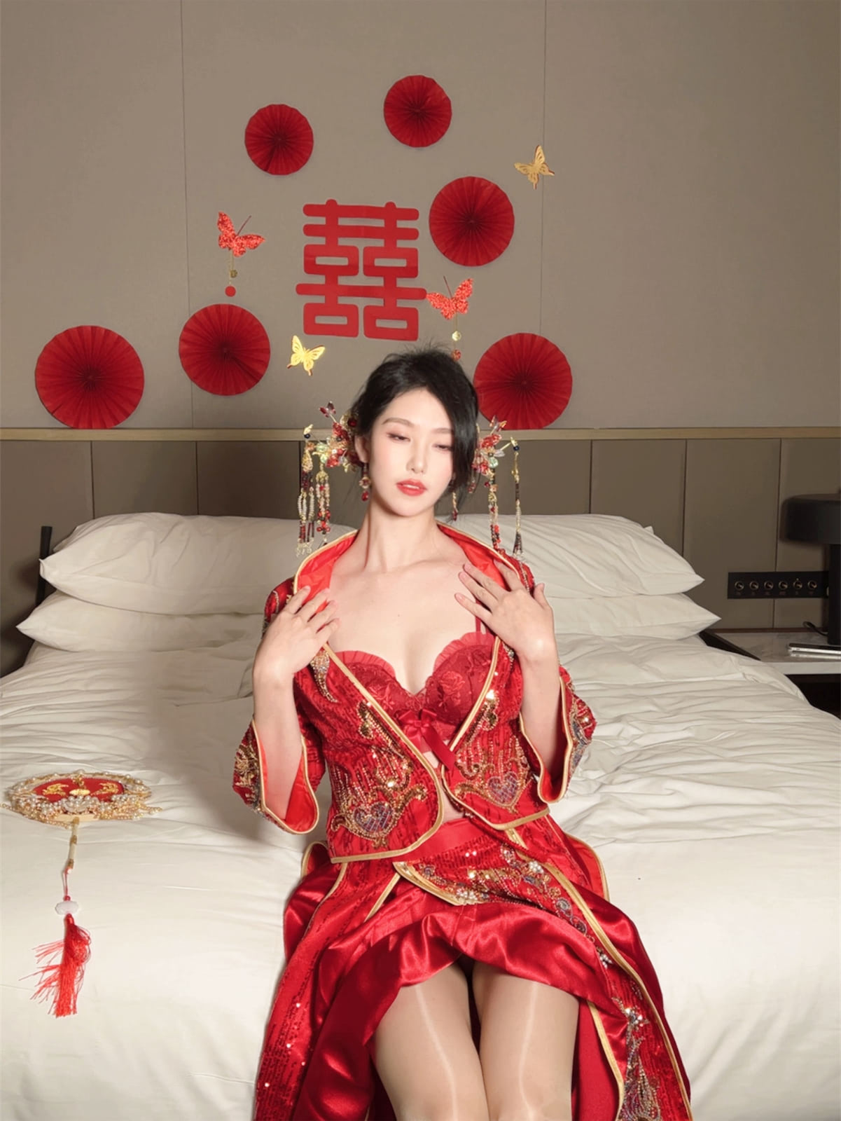 抖娘利世伴郎团和新娘55p2v