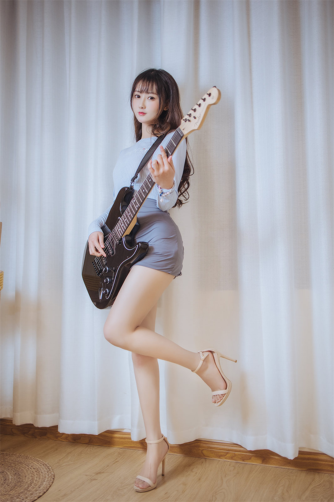 羽生三未吉他妹妹43p