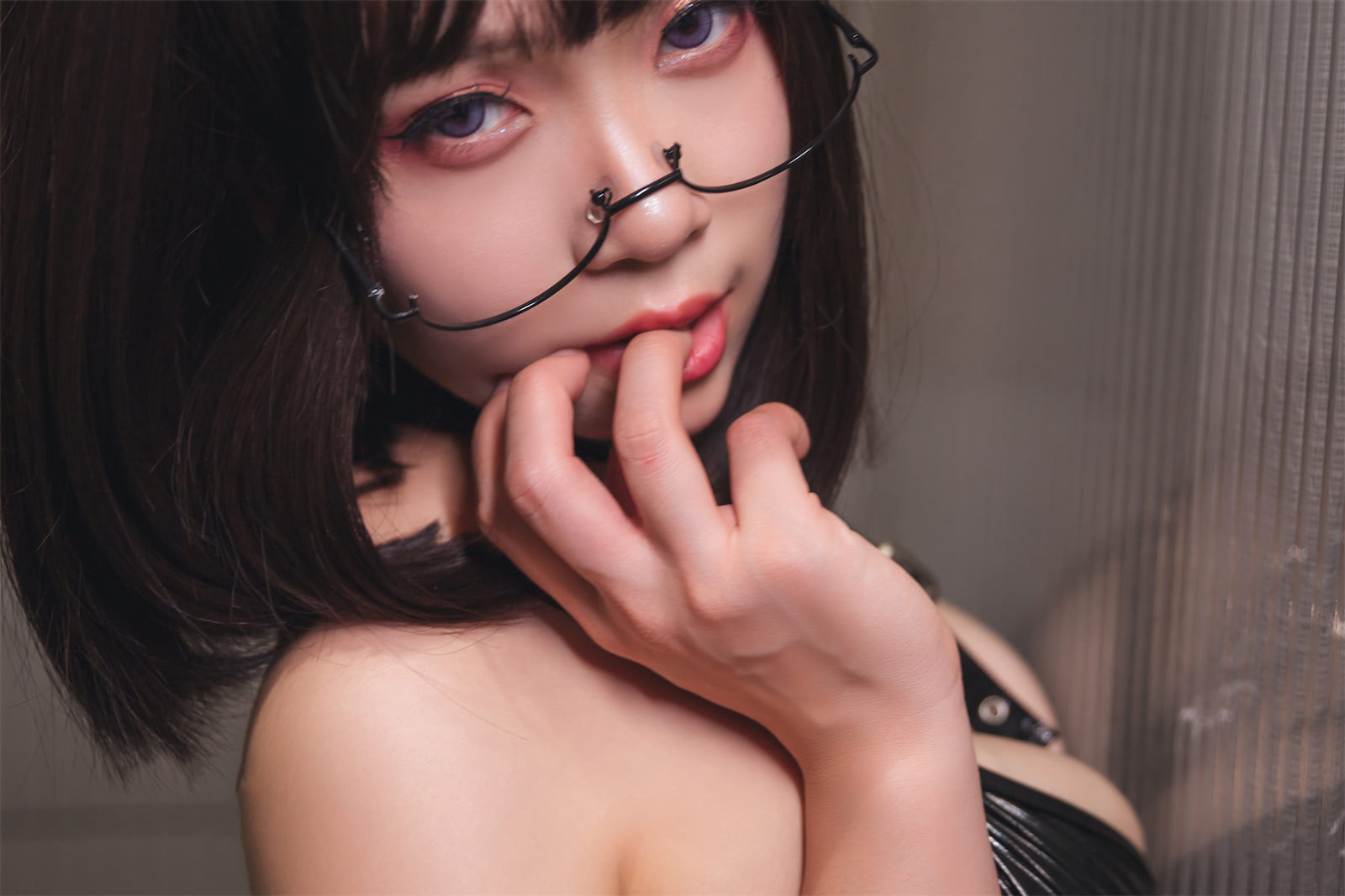 末夜787四眼秘书54p