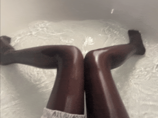 轩萧学姐连体丝女仆95p1v