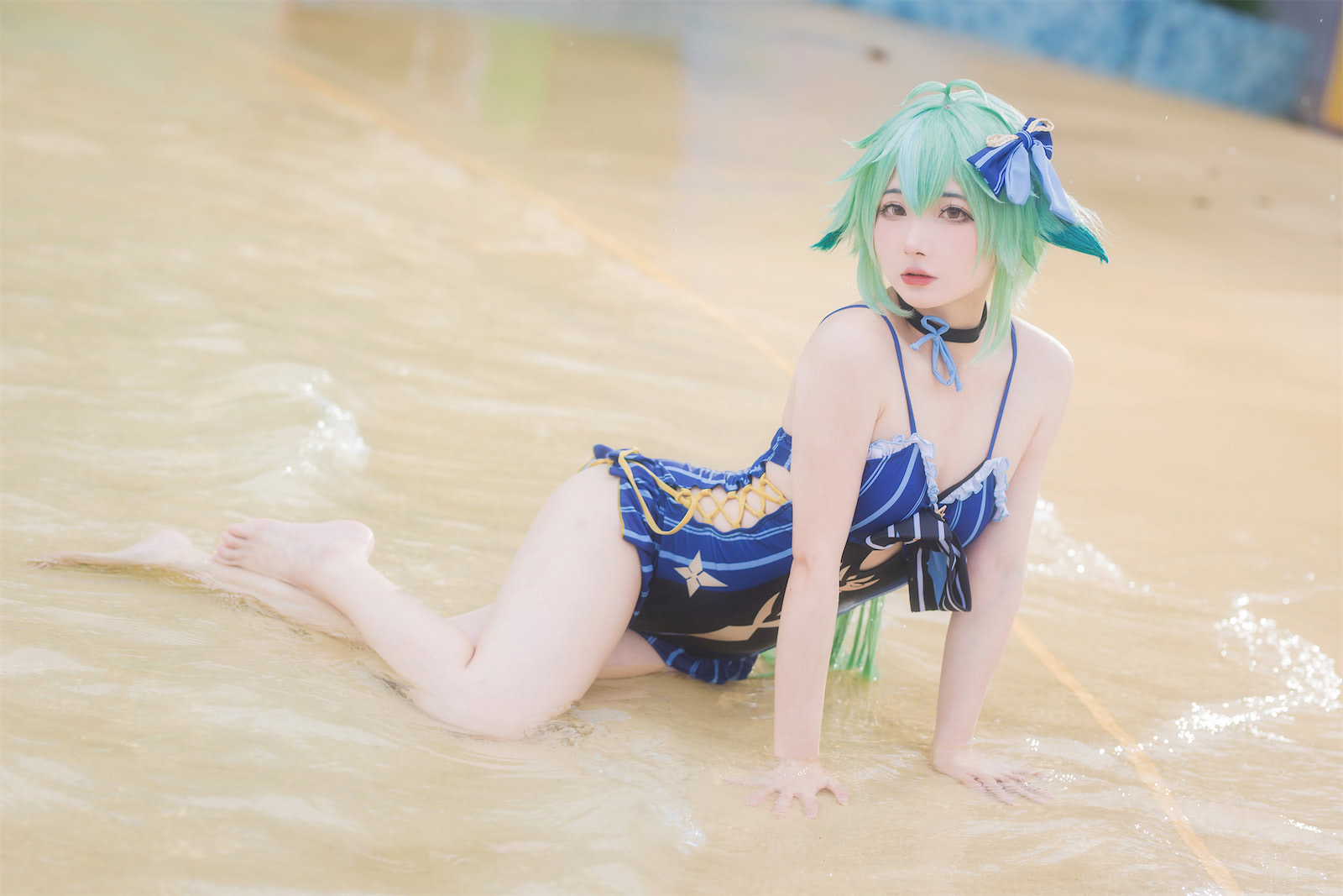 是三不是世w砂糖泳装44p