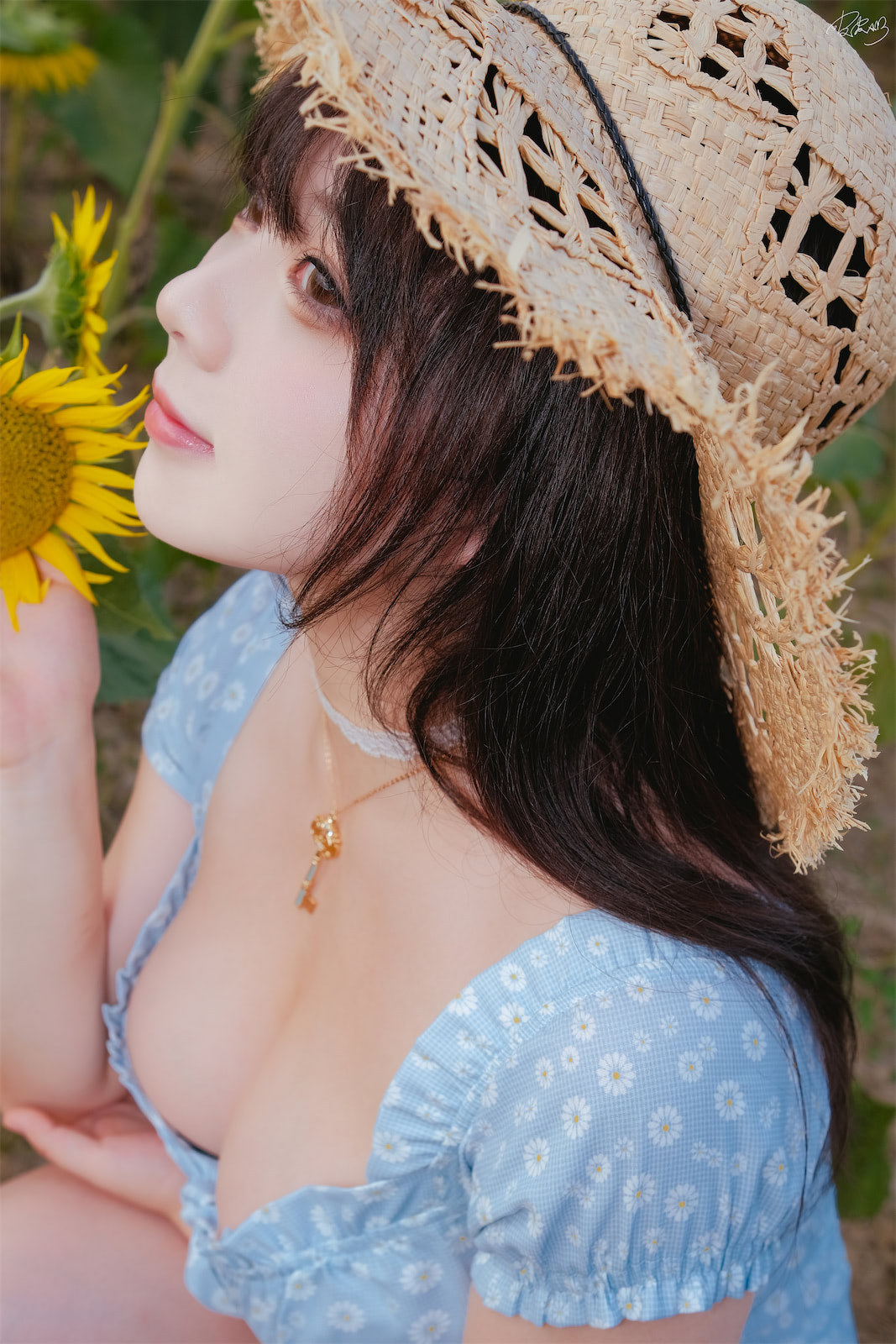 皮皮奶_Booty彼女向日葵35p