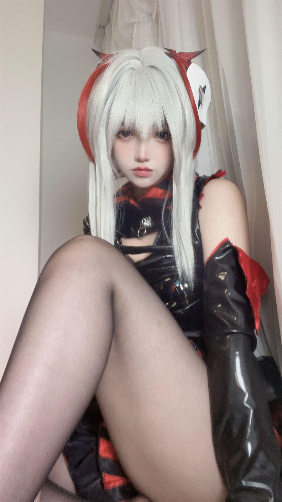 疯猫ss龙年Fantia自摄会员订阅79p