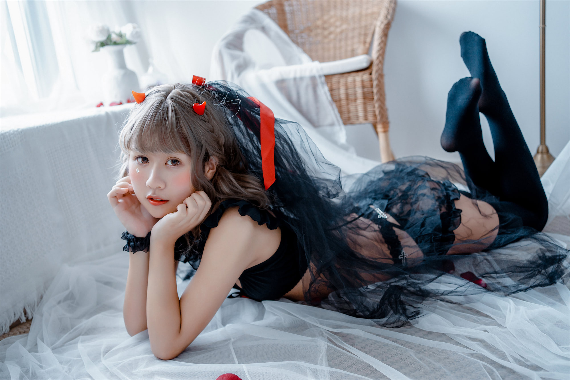 萌芽儿o0黑白婚纱玫瑰蝴蝶结内衣47p_2