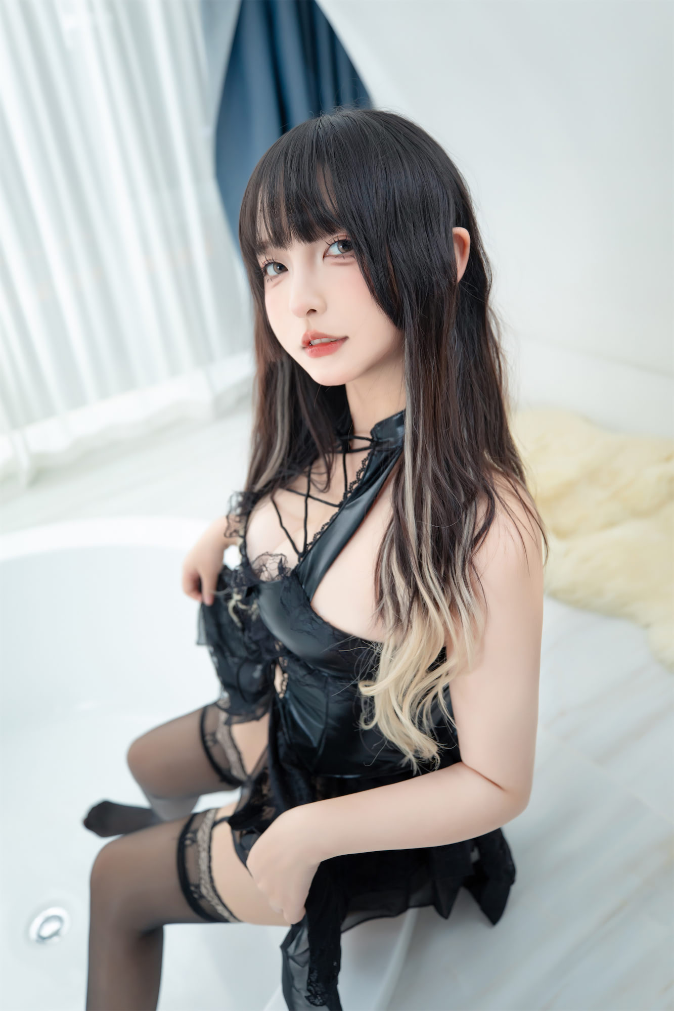 神楽坂真冬绝命吊带75p2v_1