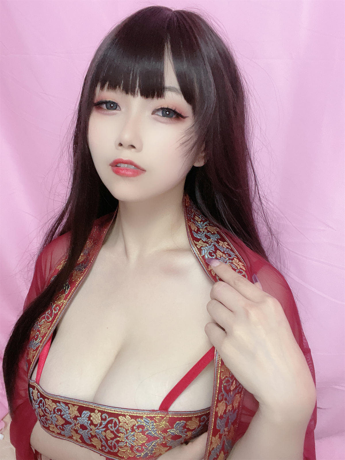 末夜787粉色裙子白色私房妖妃自拍67p8v