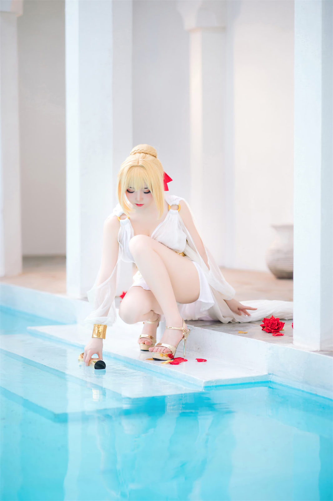 焖焖碳尼禄礼服27p