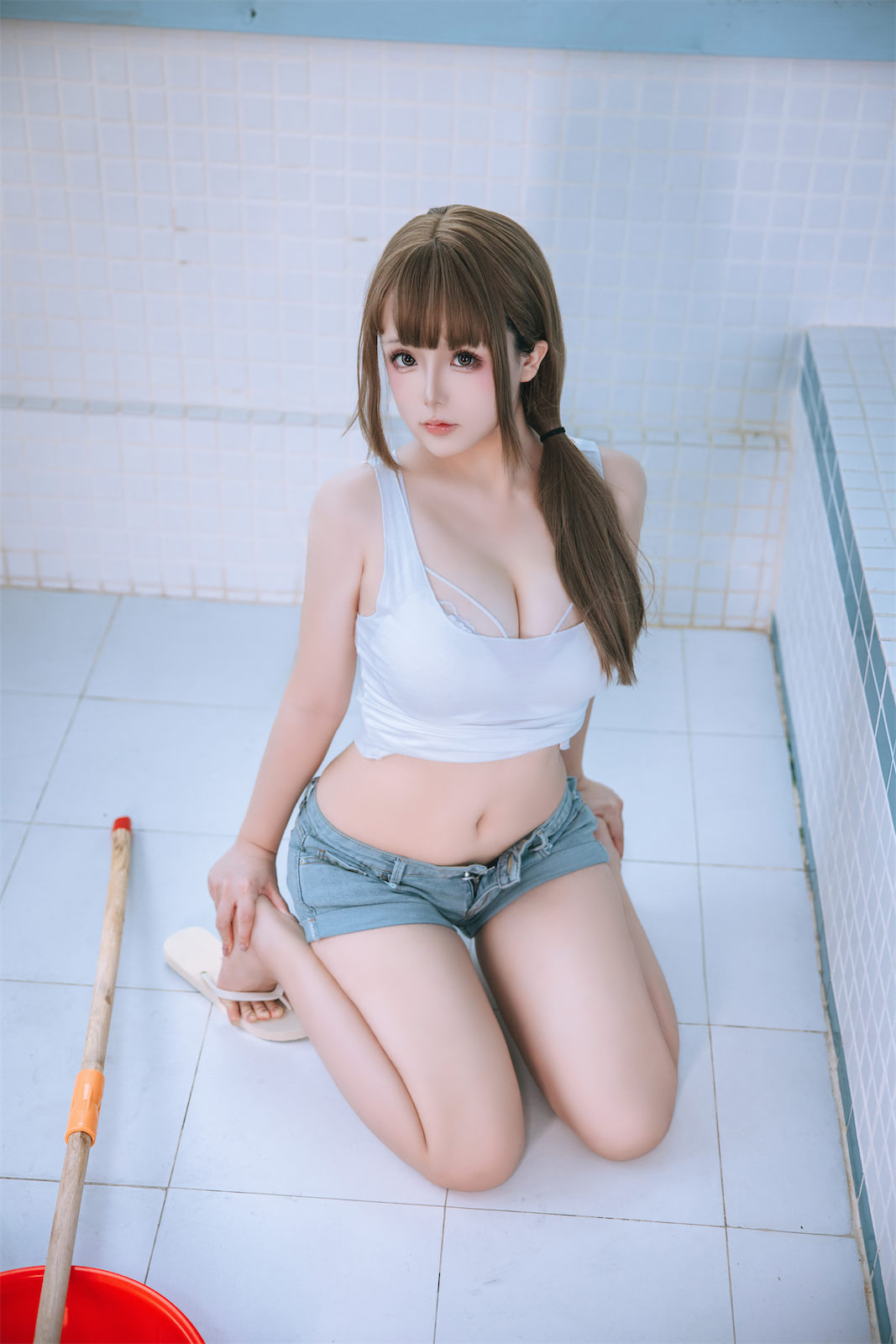 日奈娇男浴室保洁员170p5v_4