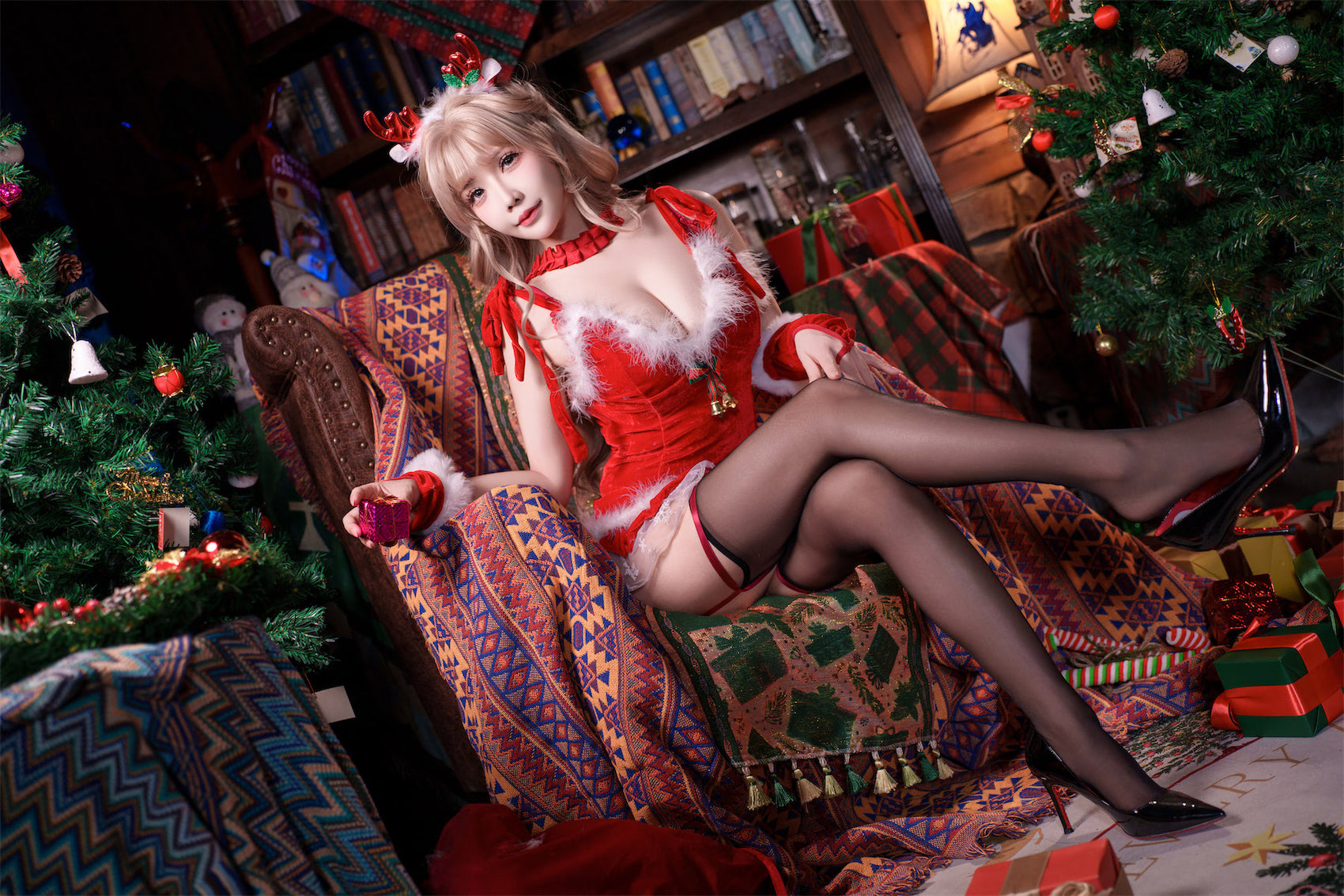 抱走莫子aa圣诞夜2025麋鹿90p9v_4