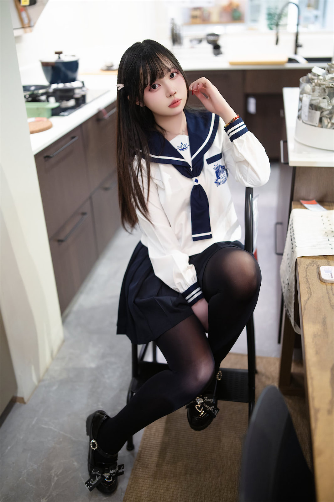 洛桑w伊梓厚黑jk32p