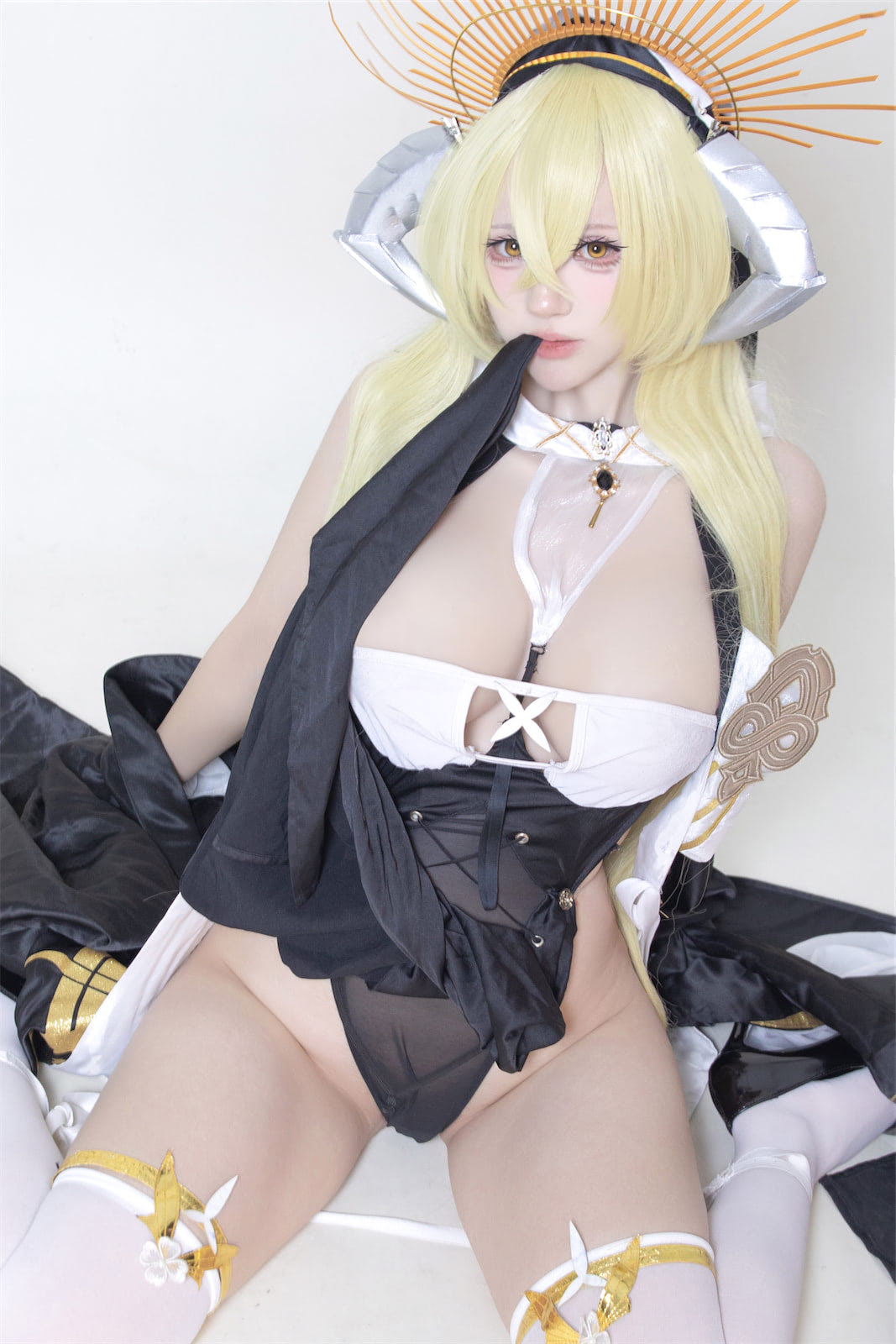 西园寺南歌莫加多尔护士怨仇38p