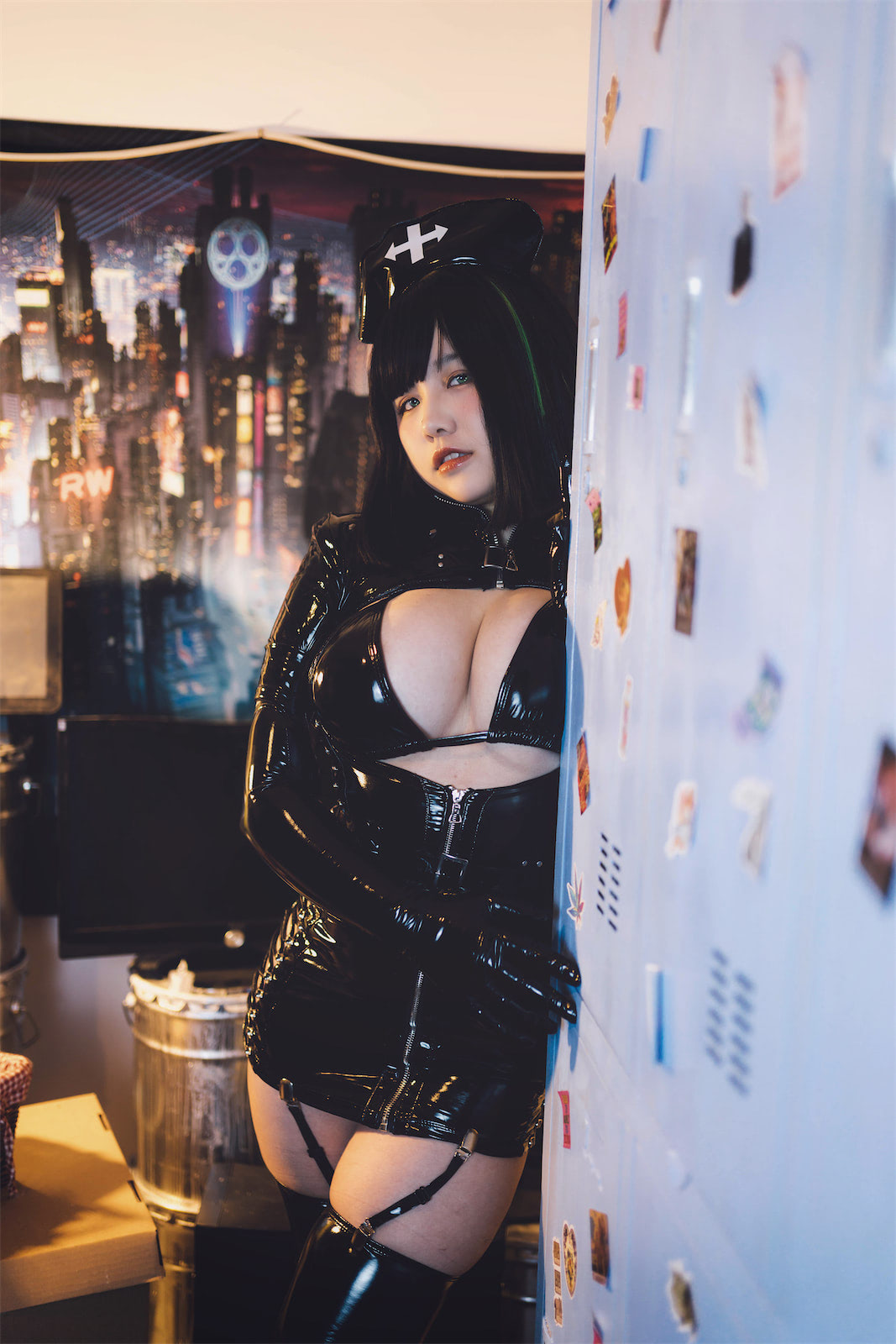 阿半今天很开心黑暗护士90p_2