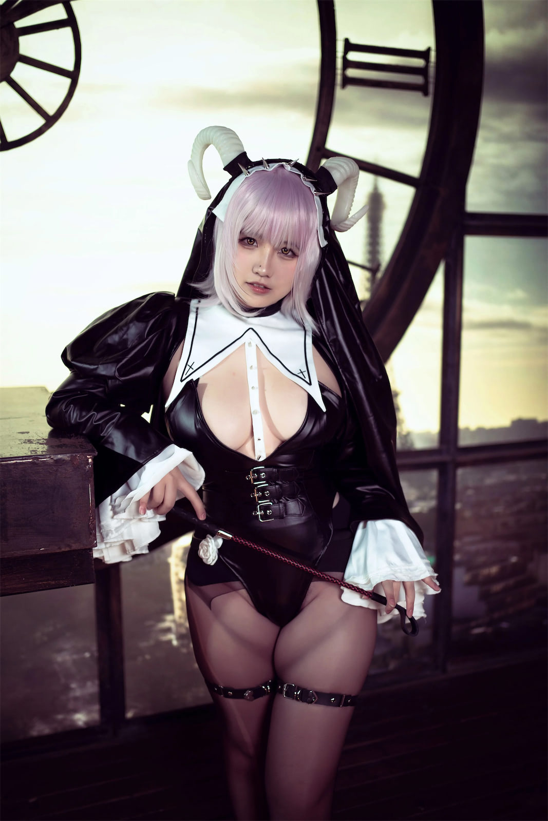 阿半今天很开心开裆裤恶魔67p2v_1