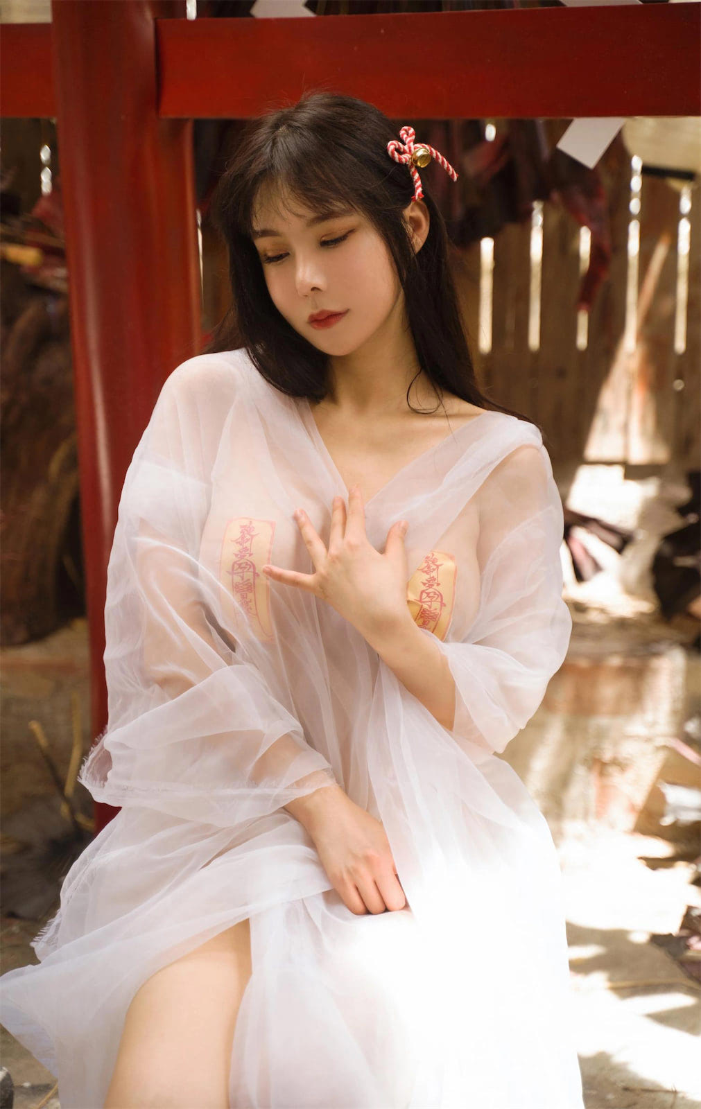 亚马逊鲶鱼神社符纸巫女96p_1