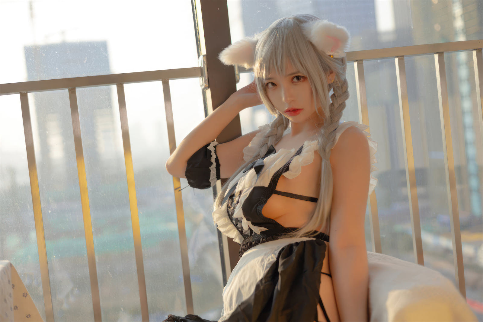 疯猫ss夕阳下女仆40p