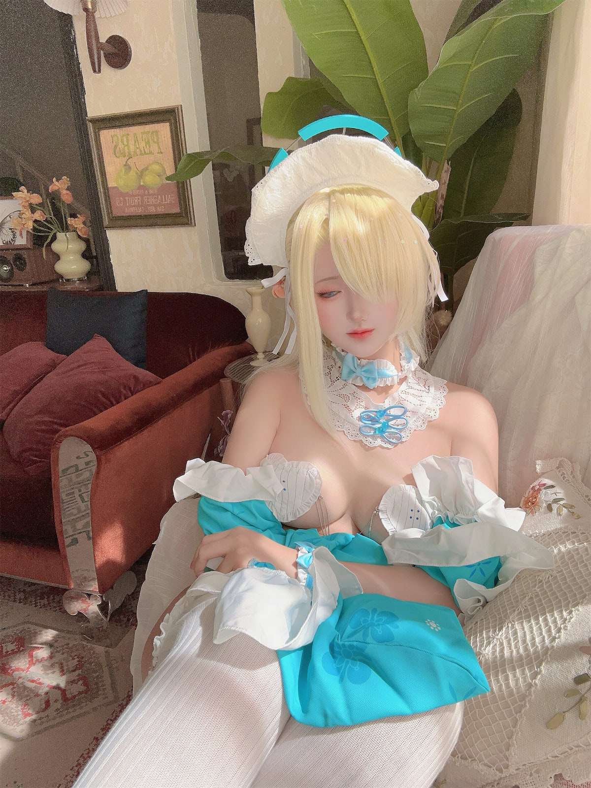 三度_69蔚蓝档案明日奈内衣女仆60p2v_1