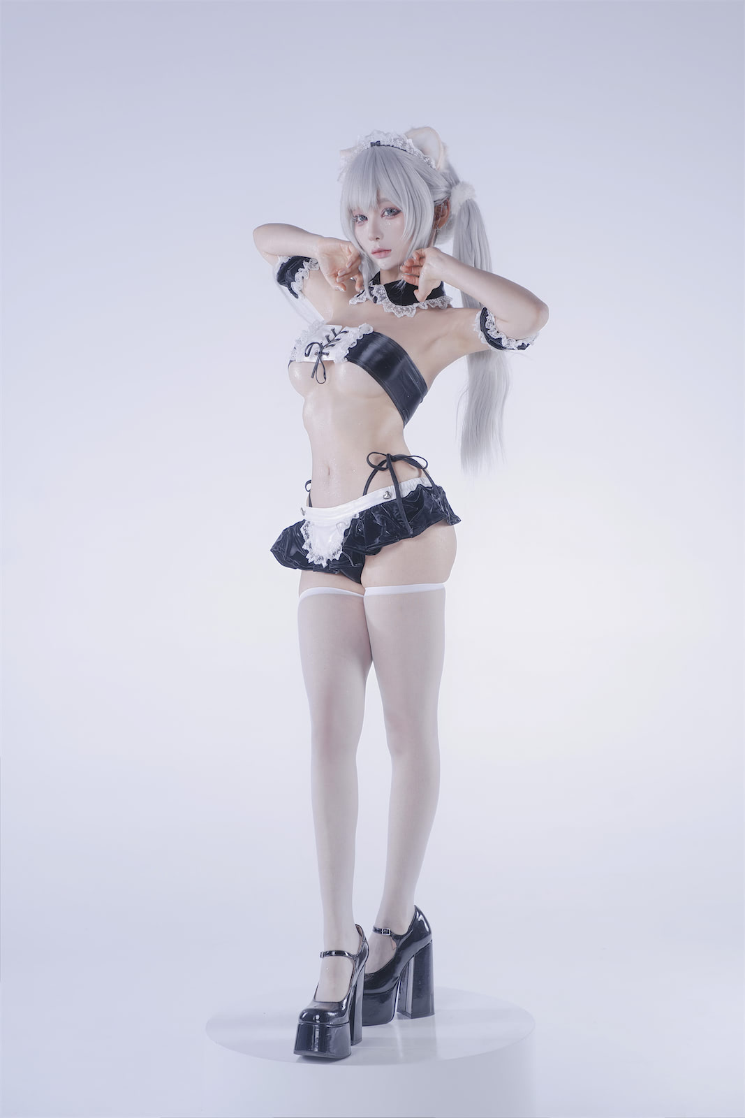 蠢沫沫白发粉猫22p_1